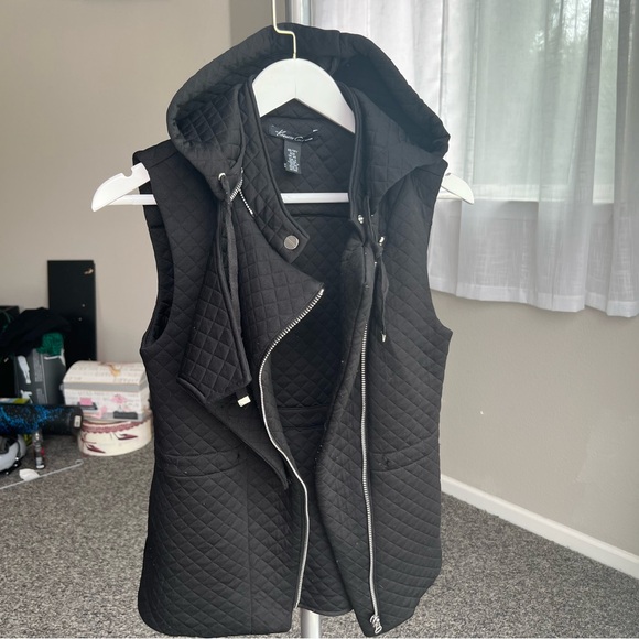 Kenneth Cole Black Quilted Vest Jacket - Picture 1 of 5